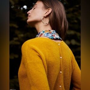 Sezane iconic Gaspard knit in mustard